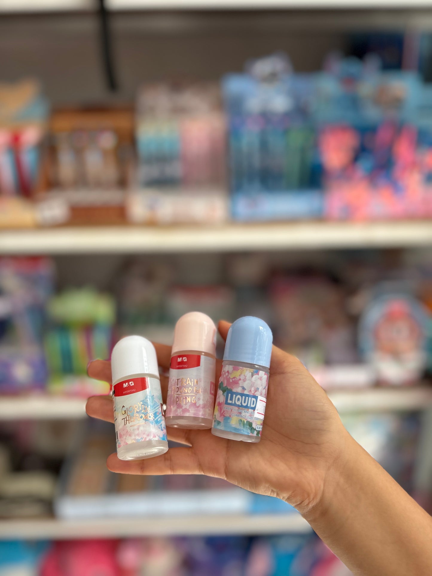 Colle liquide couleur aléatoire back to school - Girlzbox