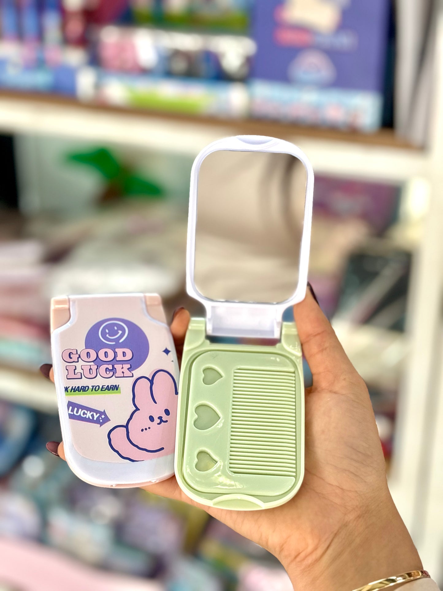 Miroir avec petite brosse à cheveux - Girlzbox