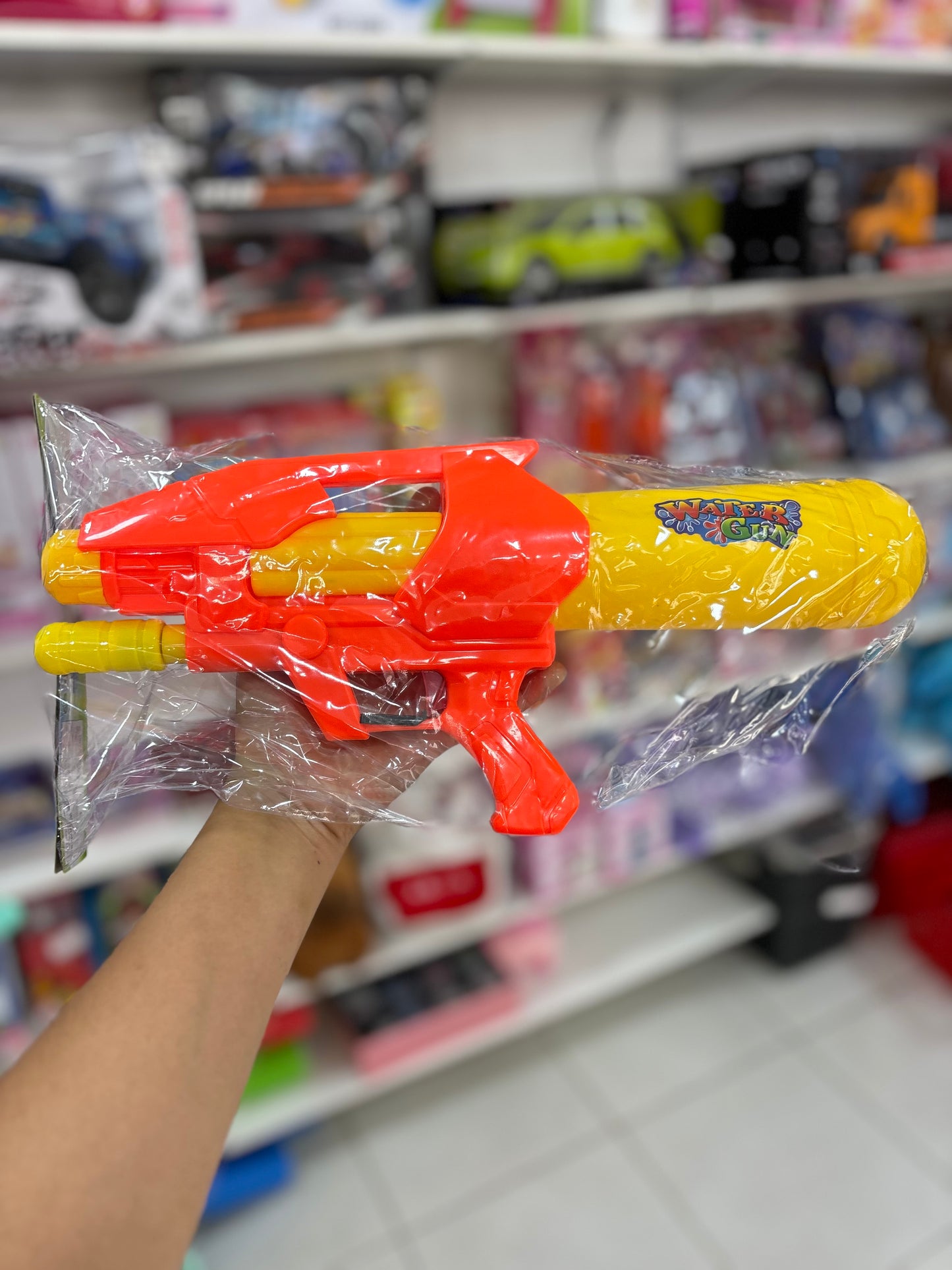 Pistolet à eau jouet pour piscine et autres - Girlzbox