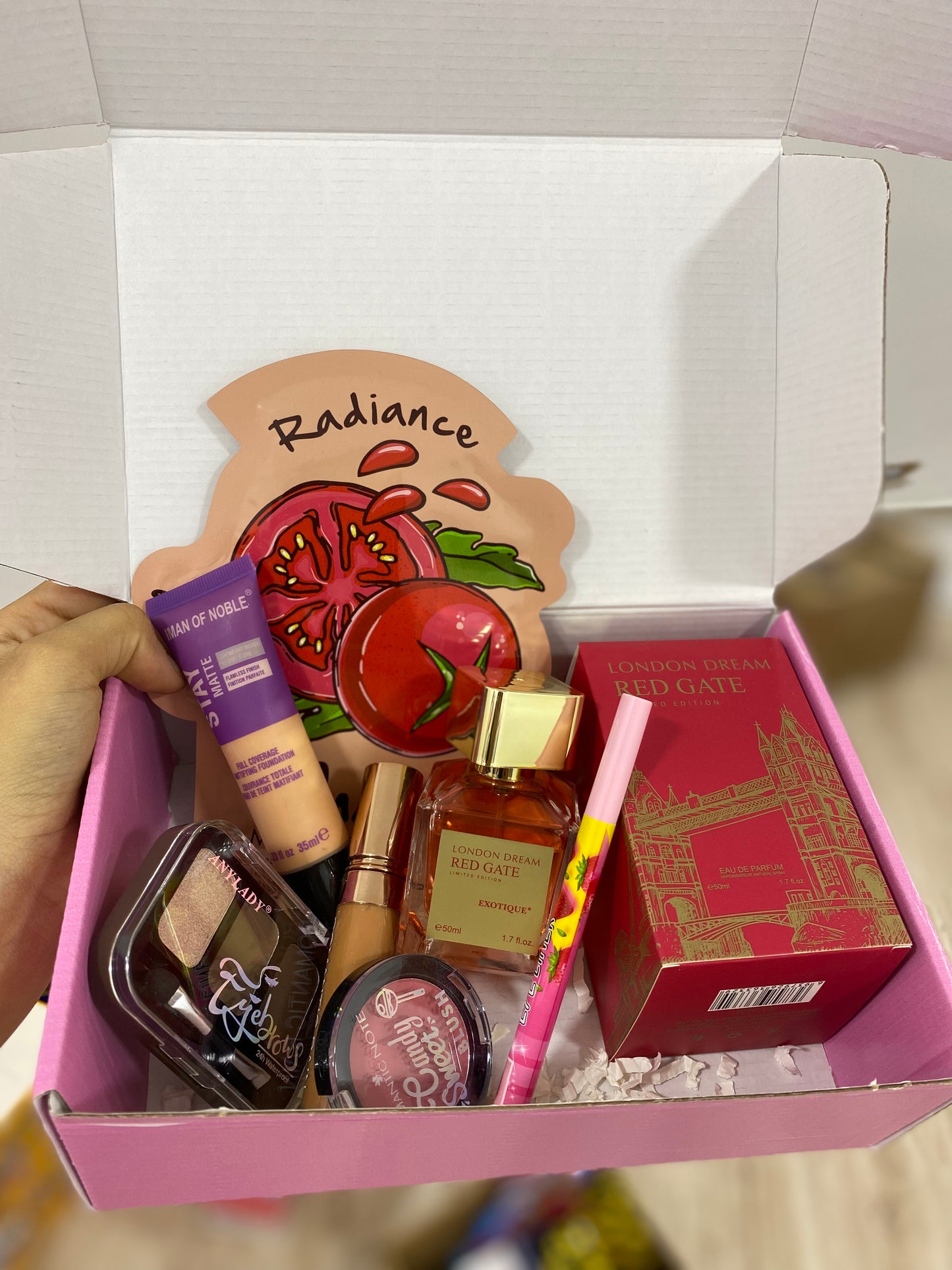 Red mini box makeup - Girlzbox