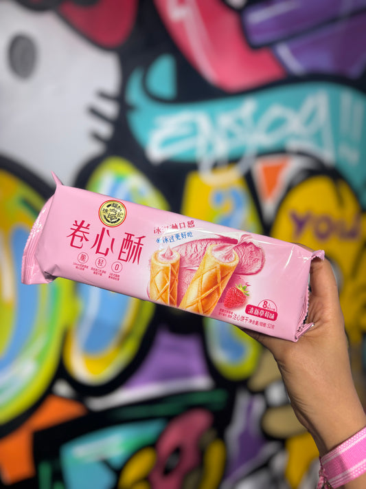 Fraise roll asian snacks chocolat  biscuit - Girlzbox