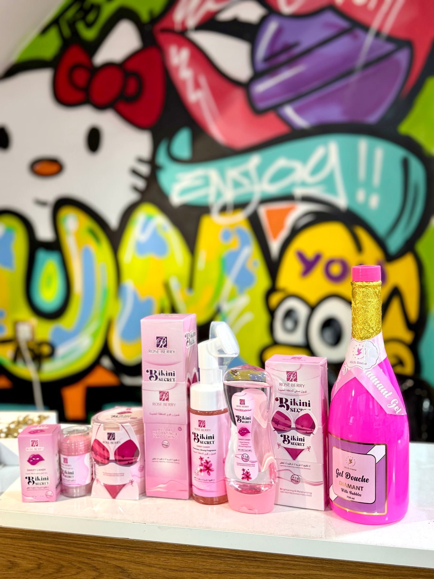 مجموعة العناية و النظافة الشخصية Box bikini secret rose berry - Girlzbox