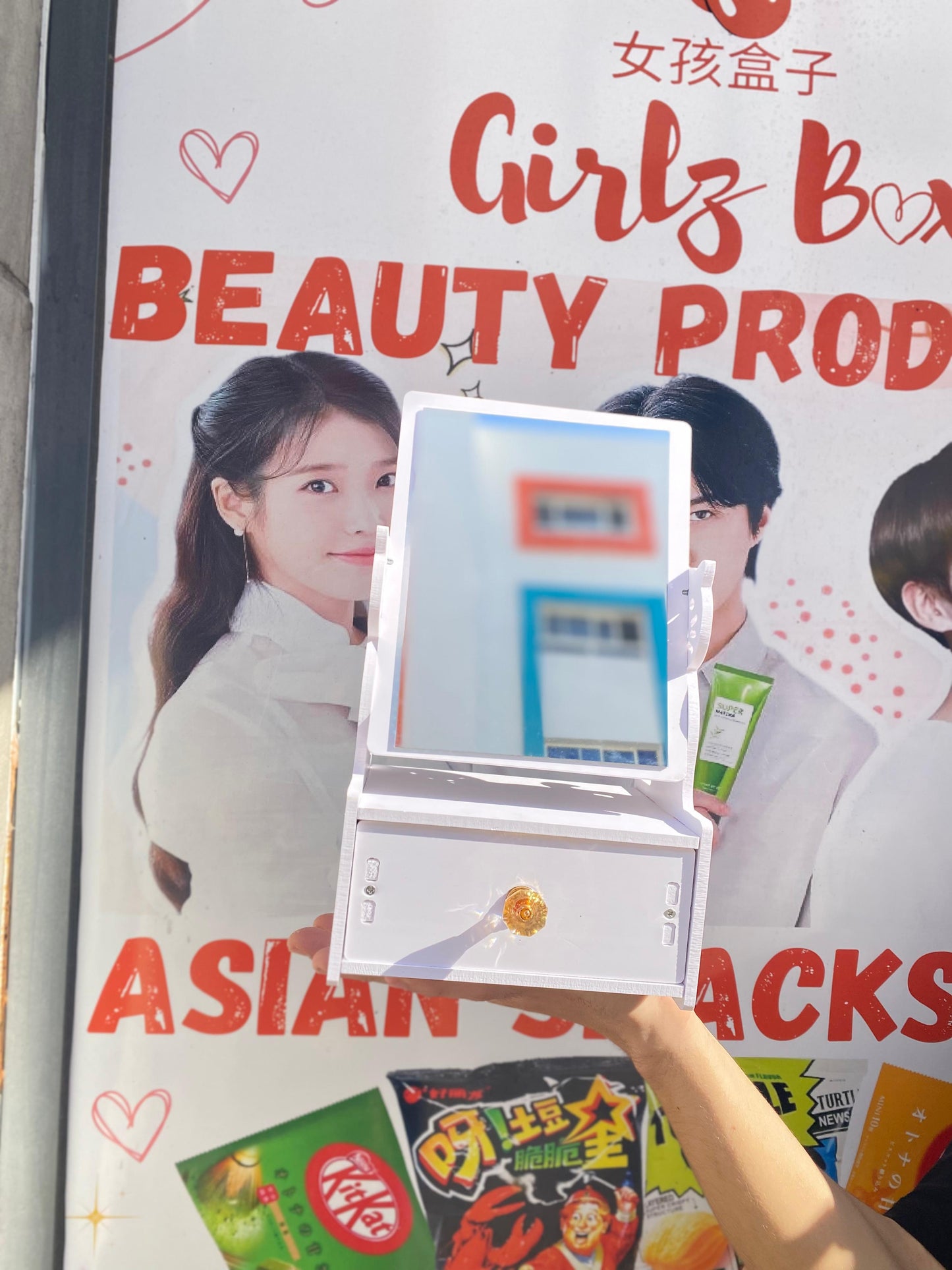 Miroir avec un tiroir en nouveau bois pour maquillage rangement - Girlzbox