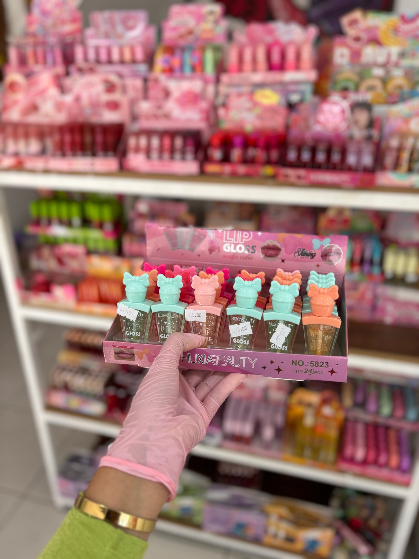 Lip gloss tendance couleur rose très claire - girlzbox