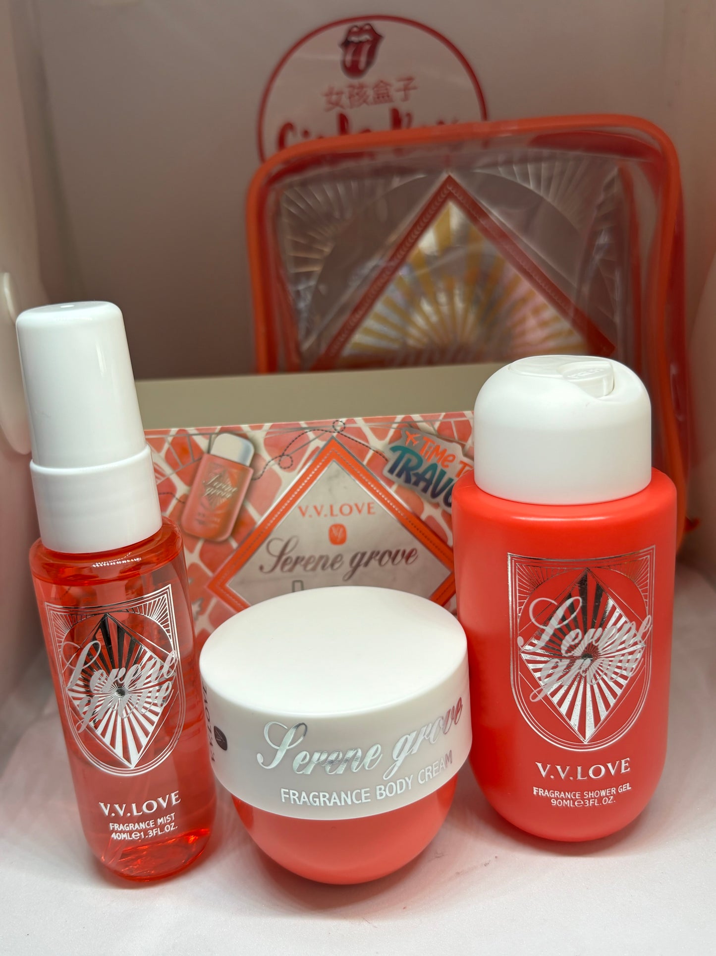 V.love fraiche crème hydratante brume parfumée fraise framboise sucrè- Girlzbox