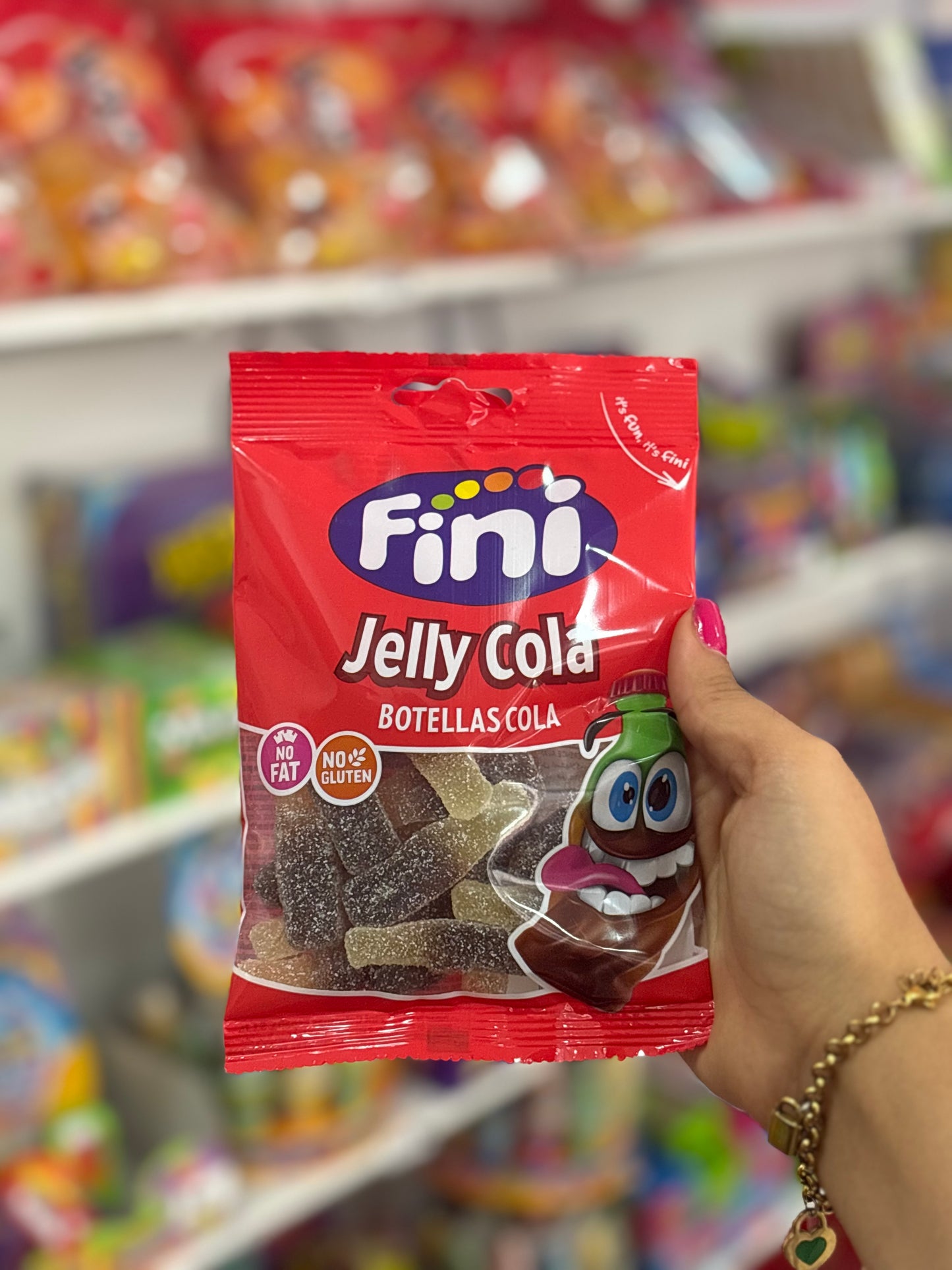 Fini holiday cola sour gummy sweet - Girlzbox