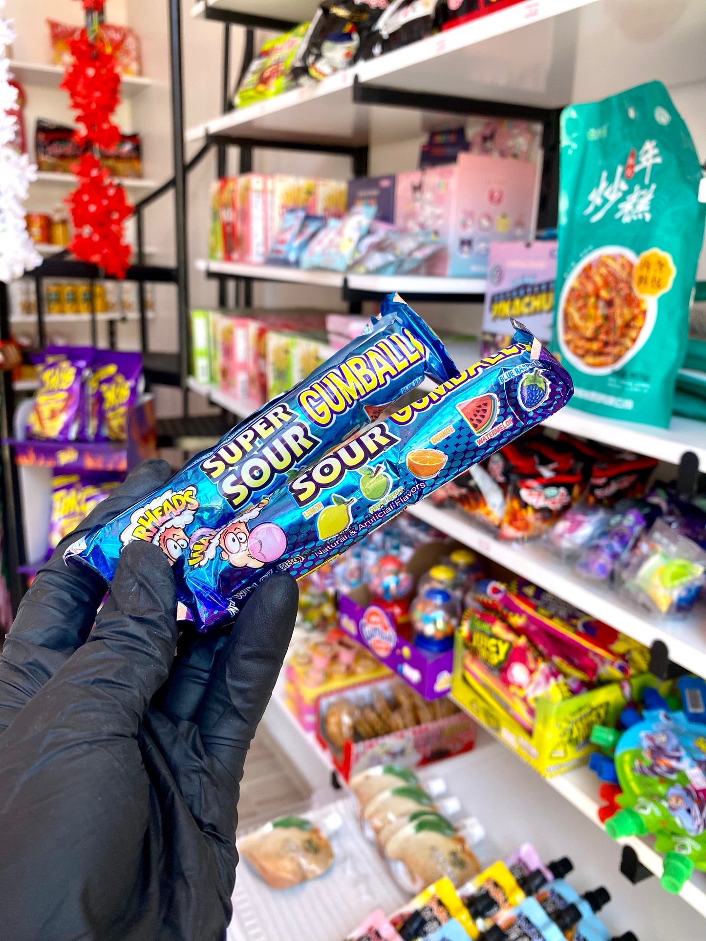 Super sour gumballs warheads - Girlzbox