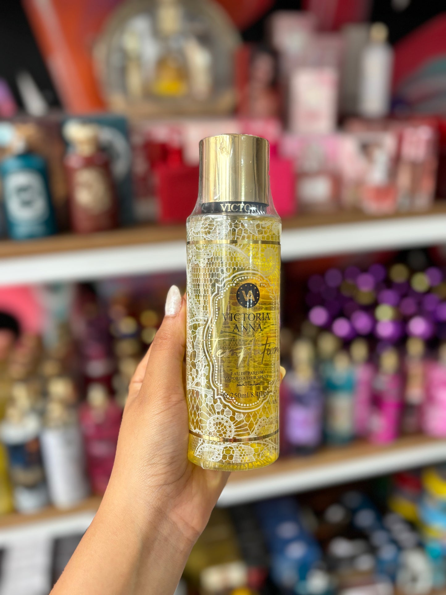Brume parfumèe pour le corps Victoria anaa- Girlzbox