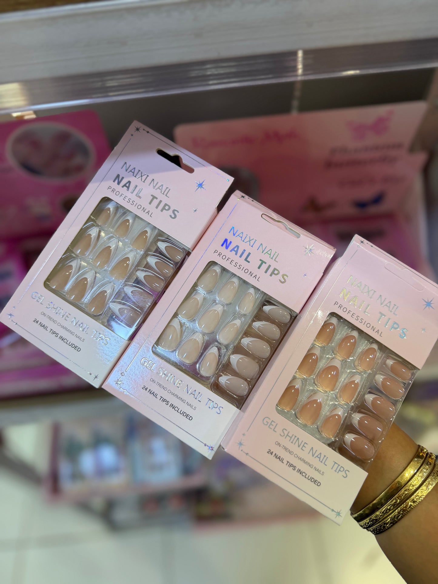 Faux ongles french 24 pcs effet gel - Girlzbox