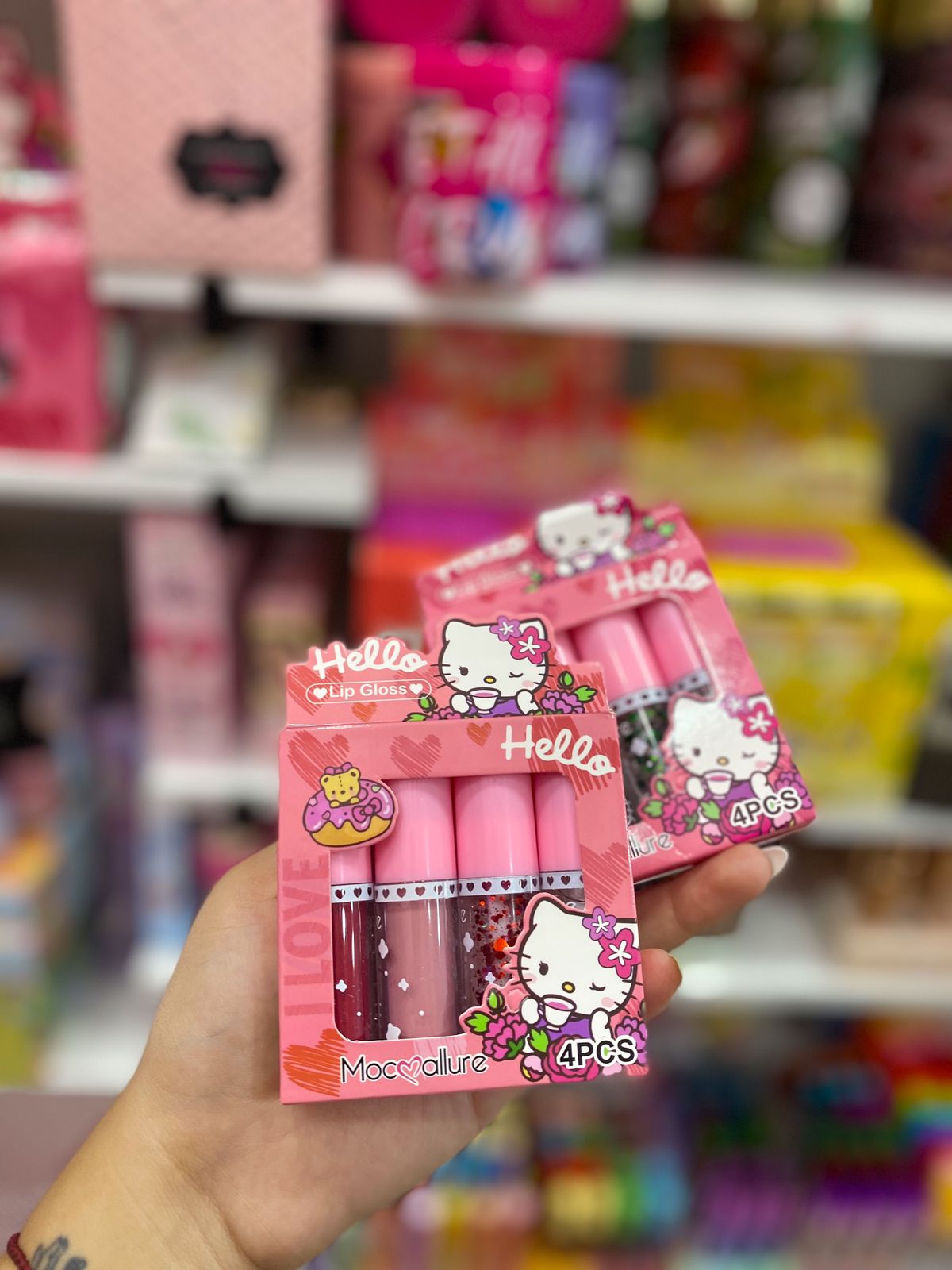 X4 Hello kitty lip Gloss - Girlz box