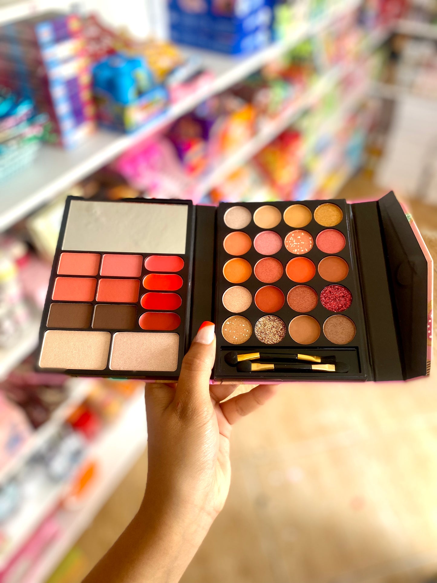 Grande palette tout en 1