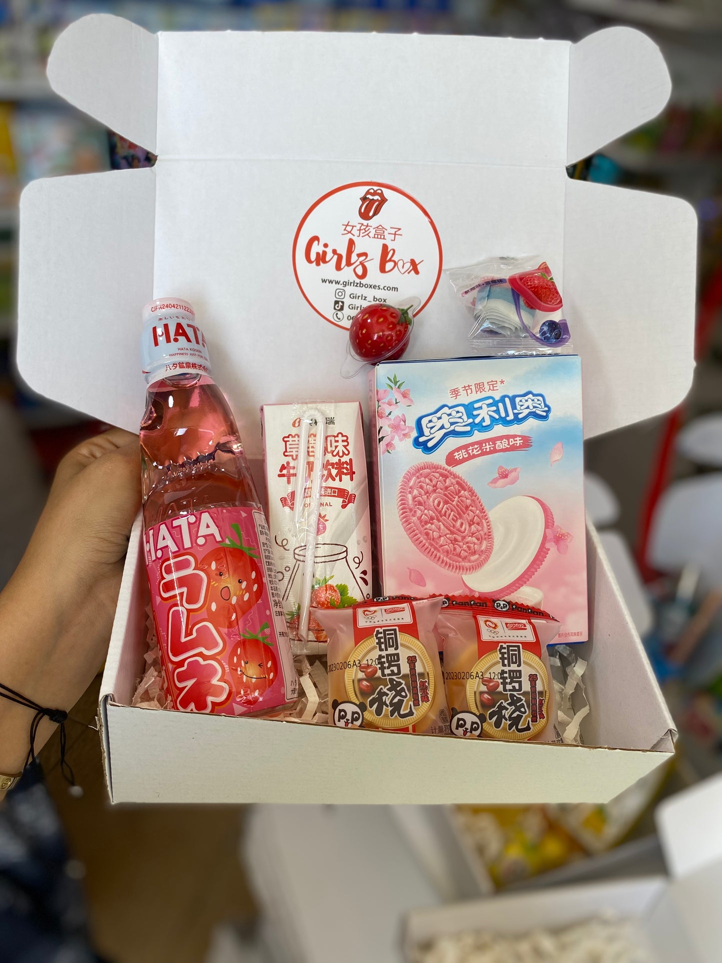 Mini box hata oreo jus roll candy -girlzbox