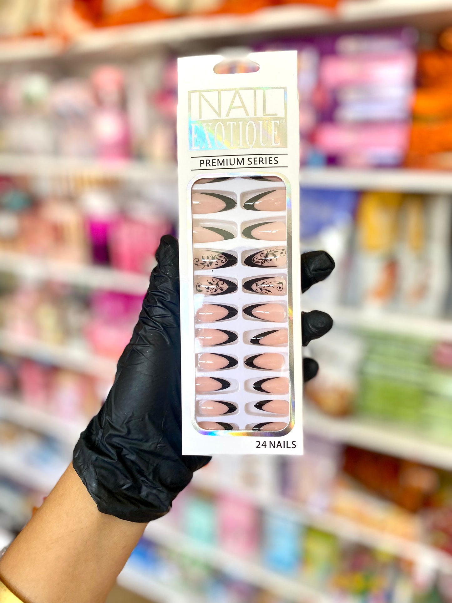Faux ongles 24pcs ALEATOIRE