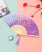 Éventail pliant de style chinois, meilleur cadeau. 1 pièce aléatoire pour femmes, Hanfu, Cheongsam, danse, famille, étudiants, été, ventilateur mini portable