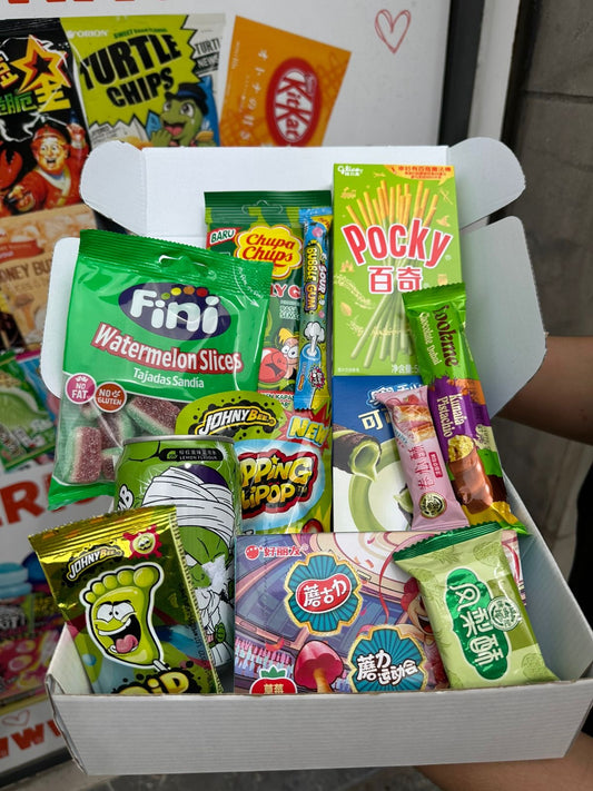 Green extra sweet korean snacks pocky box - Girlzbox
