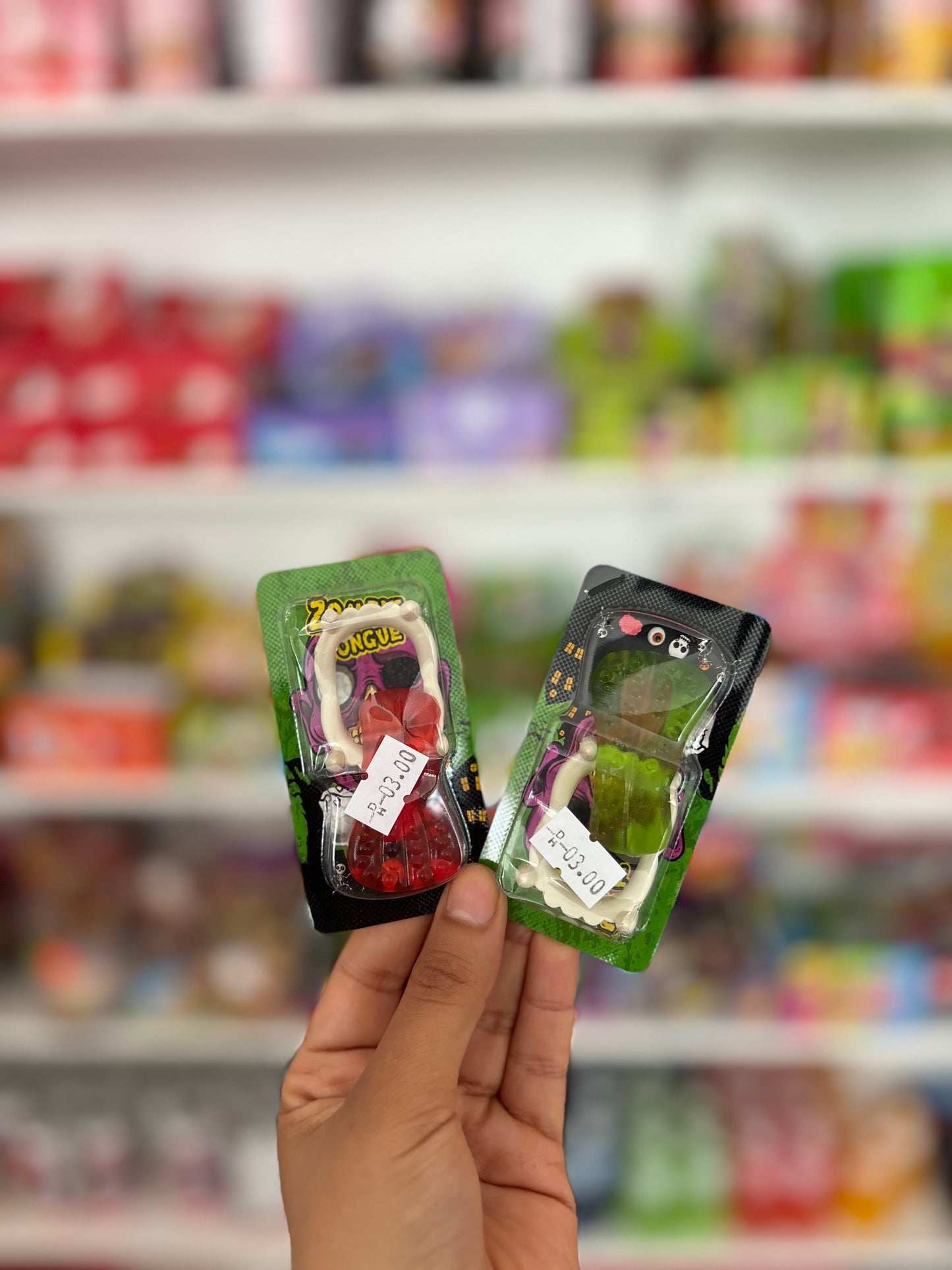 2pcs zombie tongue candy  - Girlzbox