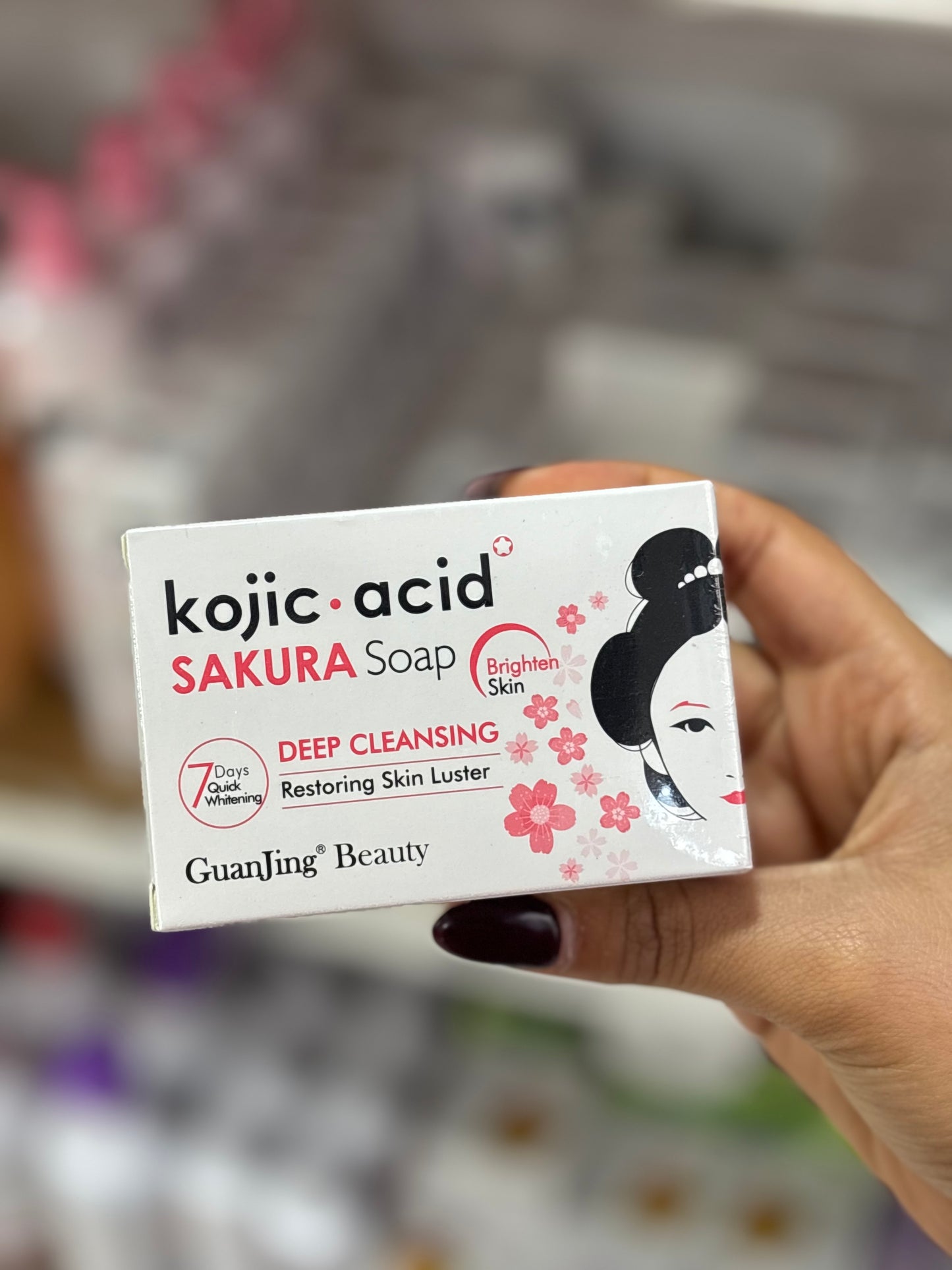 Kojic acid sakura savon pour nettoyer le visage - Girlzbox