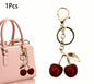 Porte clé et deco sac cerise tendance rouge grand