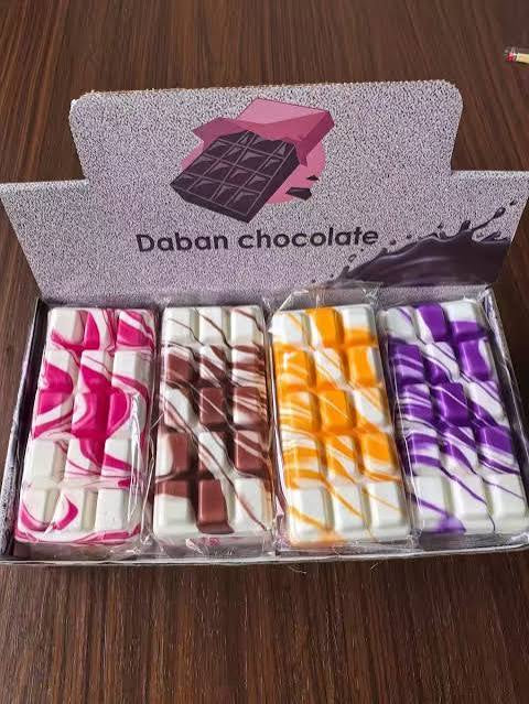 Squichy anti-stress bar chocolate- Girlzbox
