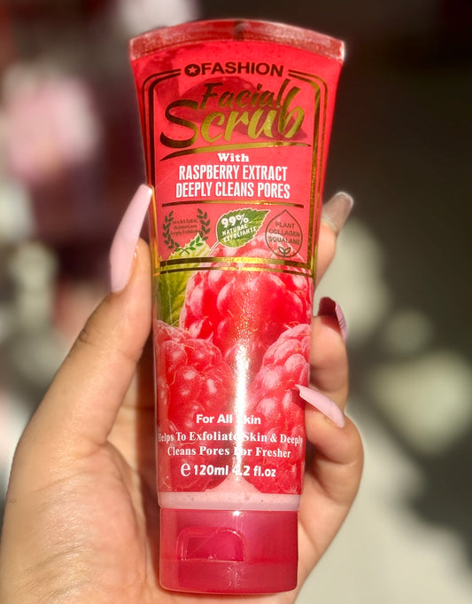 Gommage pour le visage fraise - Girlzbox