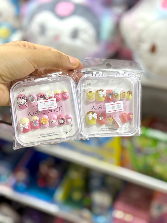 Faux ongles pour enfants fille sanrio motif aléatoire - girlzbox