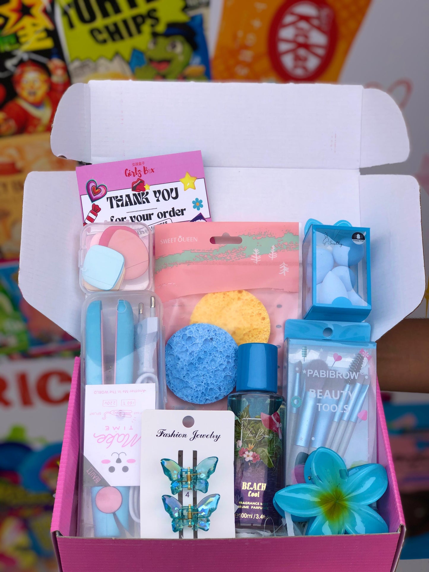 Gilrly blue box - girlzbox