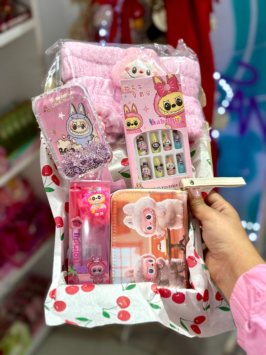 Offre labubu box en promotion cadeau fin d’année pour fille - Girlzbox