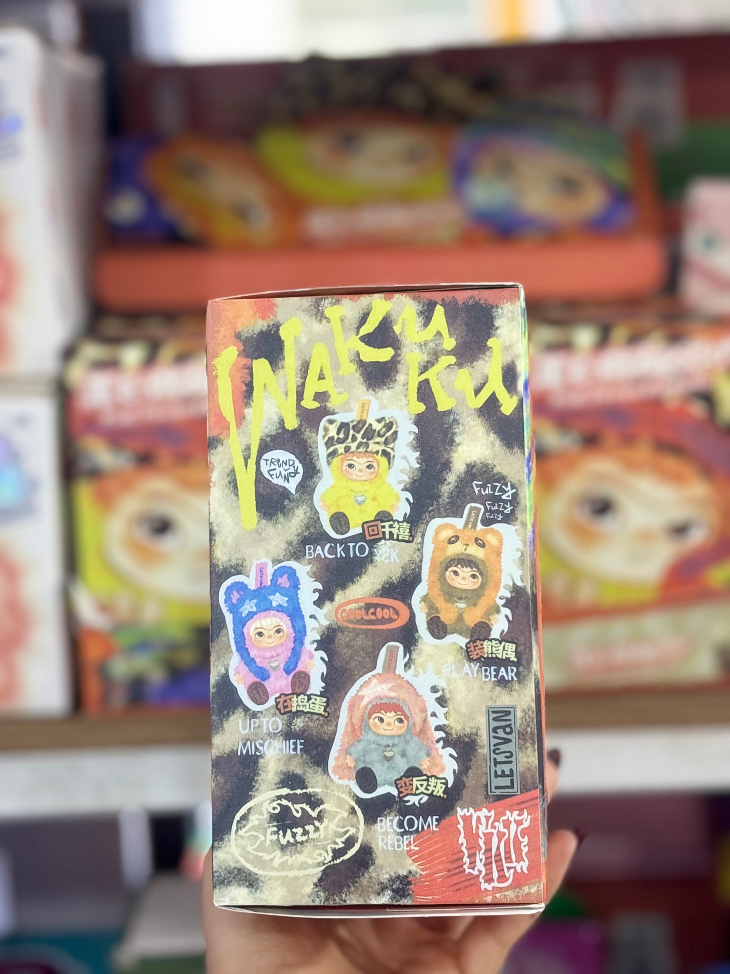 Wakuku mystère box - Girlzbox