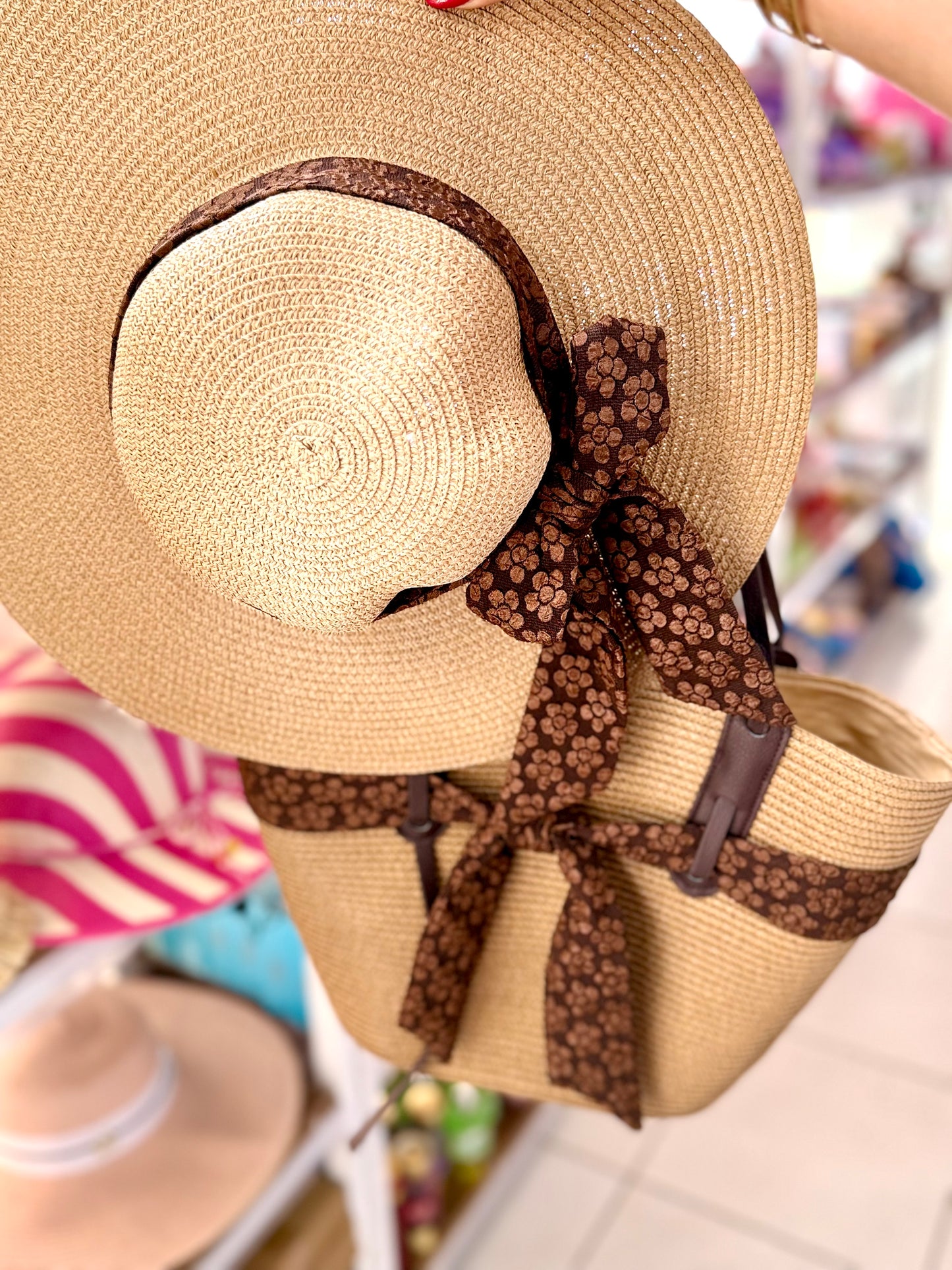 Chapeau et sac de plage tendance très chic bonne qualité - Girlzbox