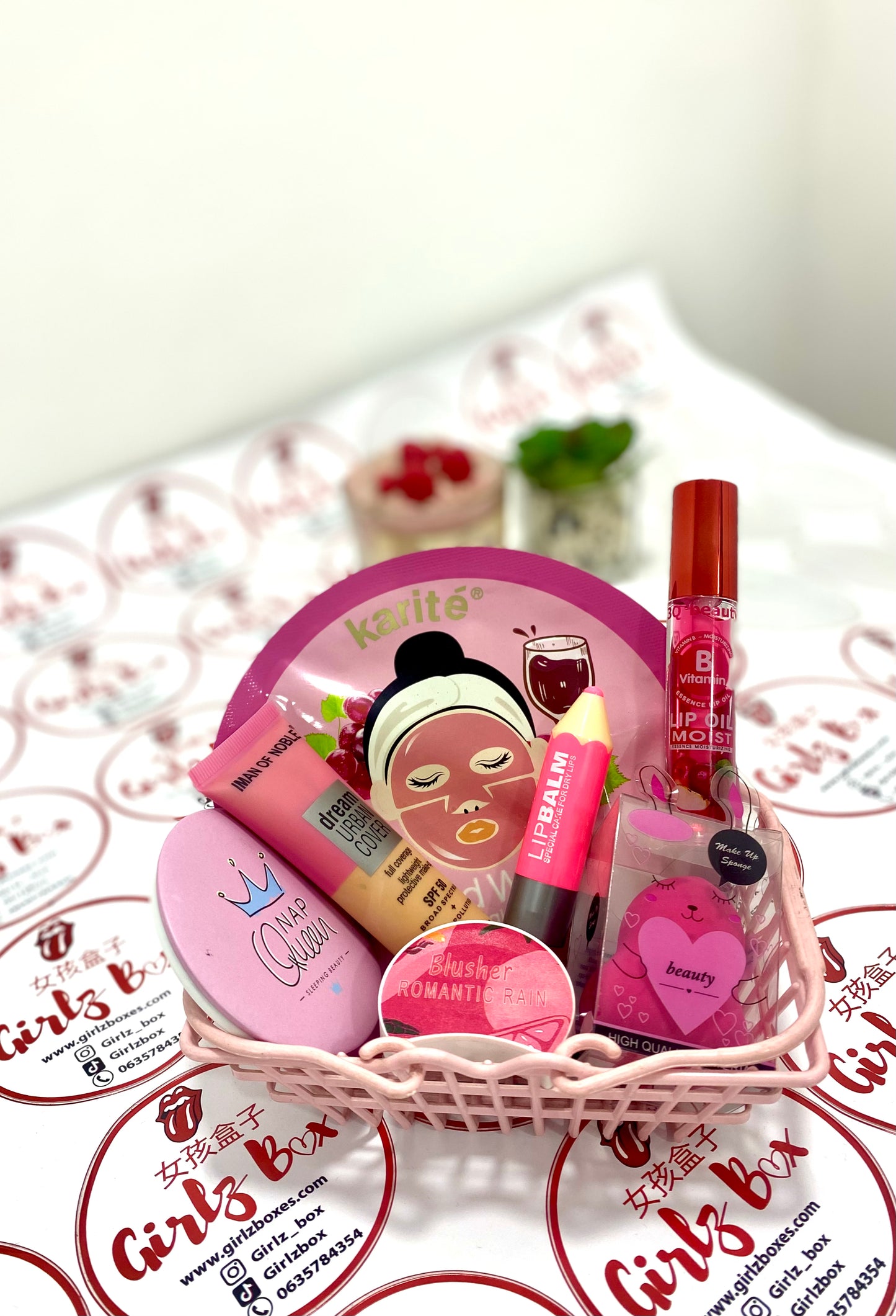 Pink queen box maquillage