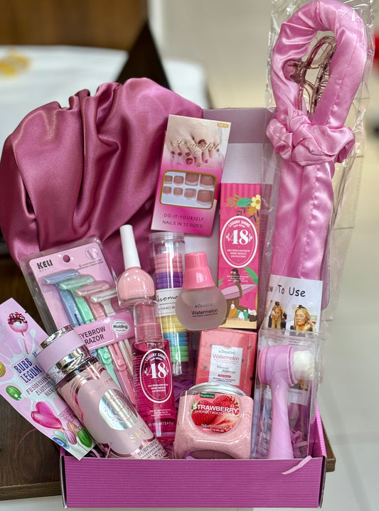 Pinky summer essentials box - Girlzbox