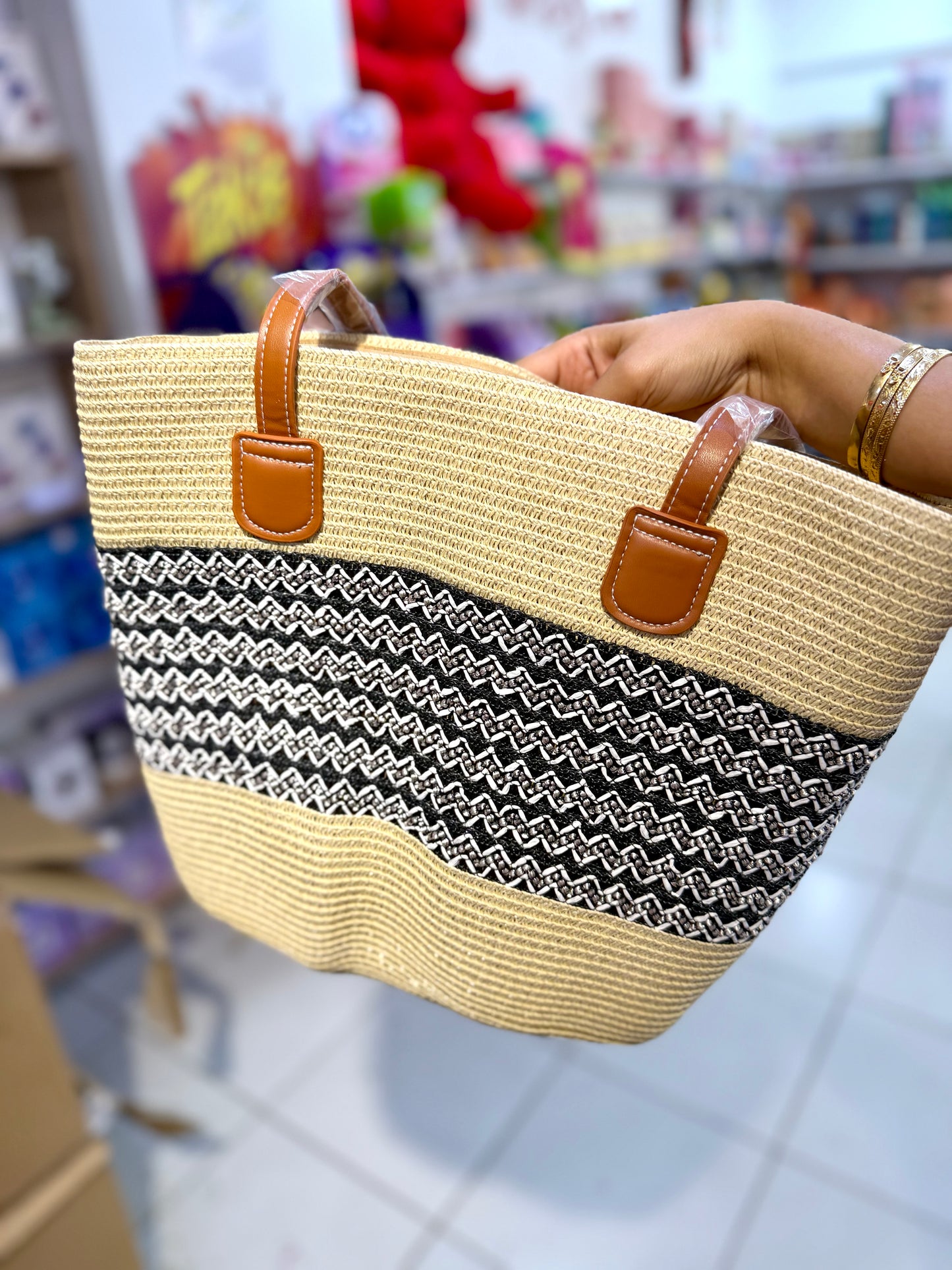 Chapeau et sac de plage bonne qualité - Girlzbox
