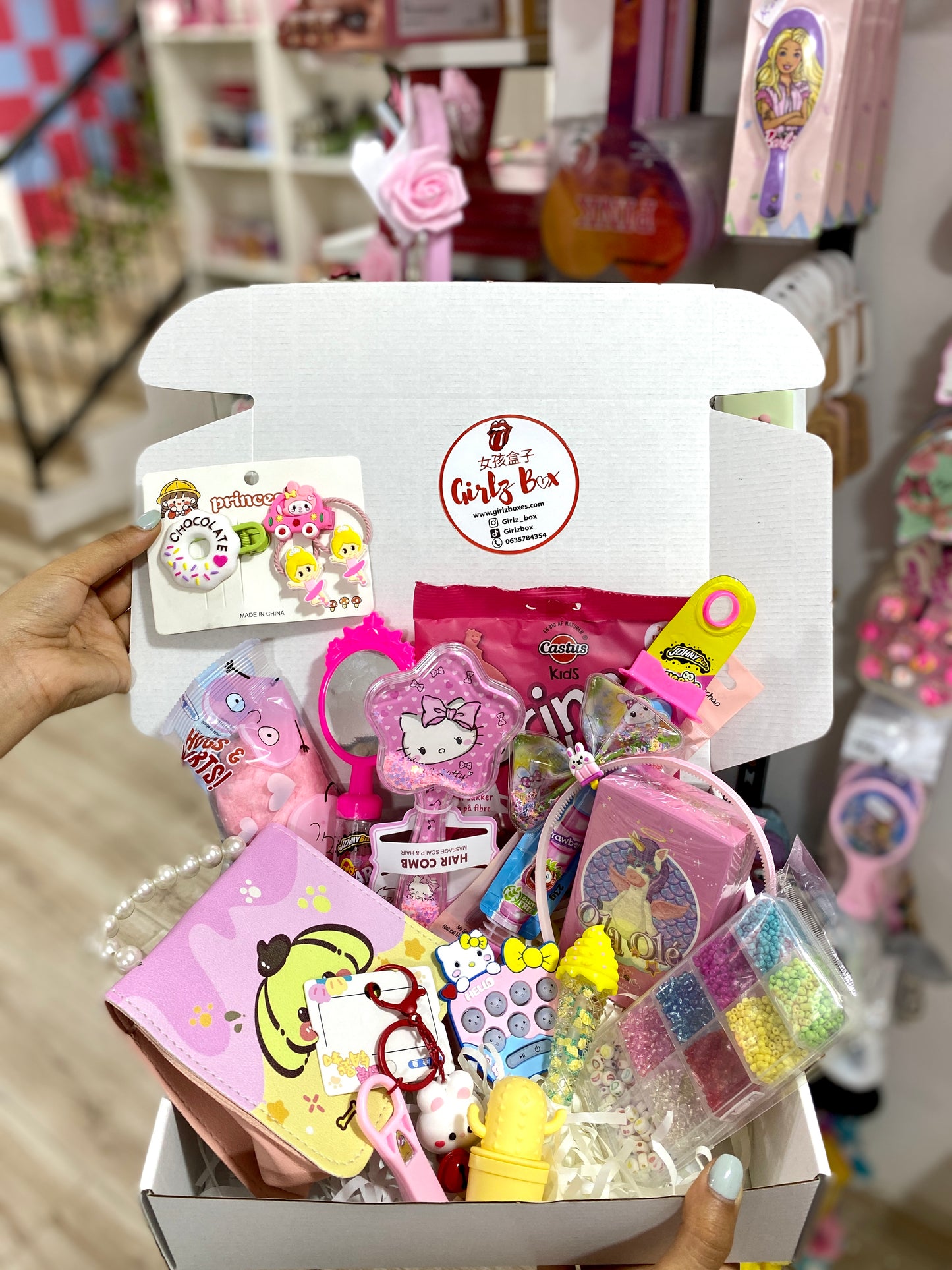 Pink hello kitty box for little girls cadeau anniversaire - Girlzbox