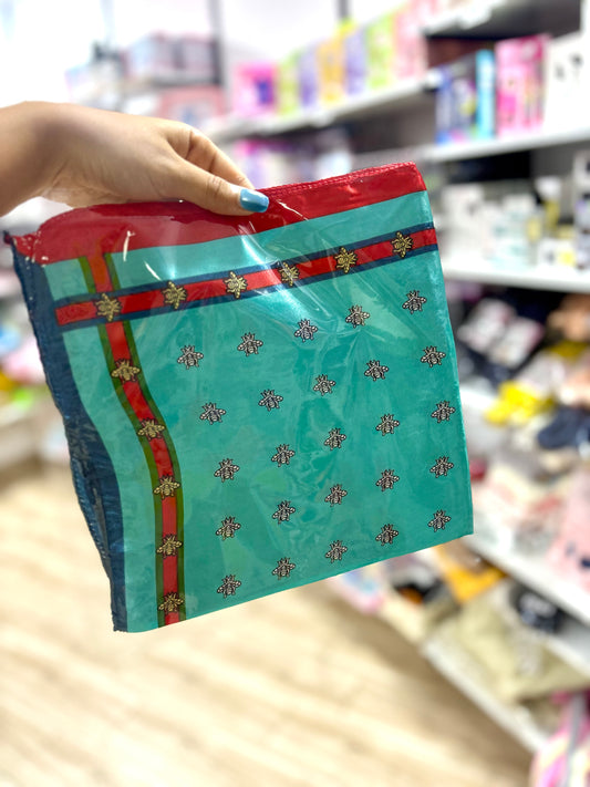 Châle en satin -Girlzbox