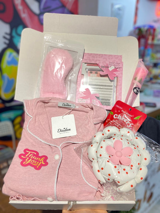 Box pyjama faux cils kit masque fleur - Girlzbox