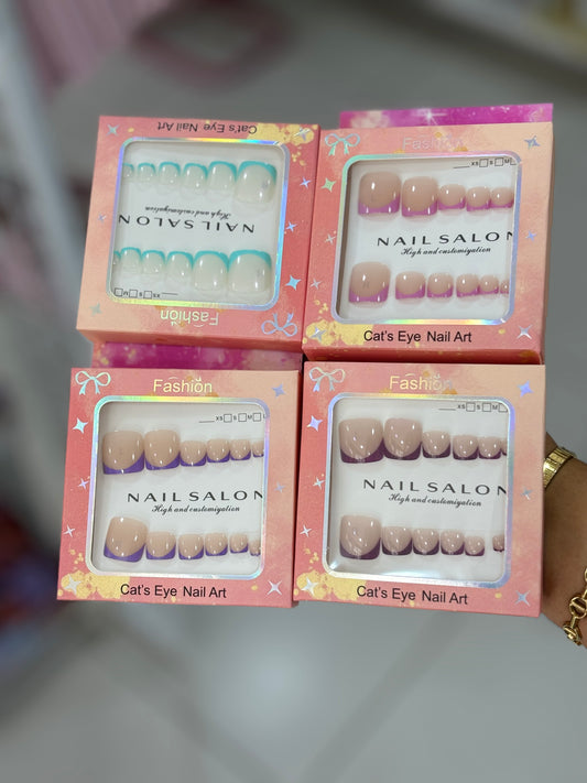 Faux ongles frensh pour pieds couleurs aléatoire 1pack - Girlzbox