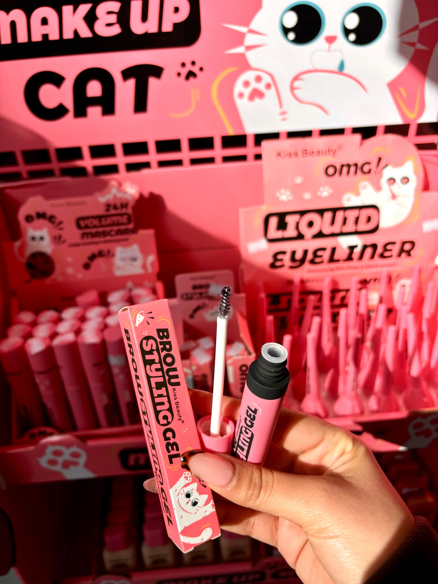 Fixateur des sourcils cat professional makeup- Girlzbox