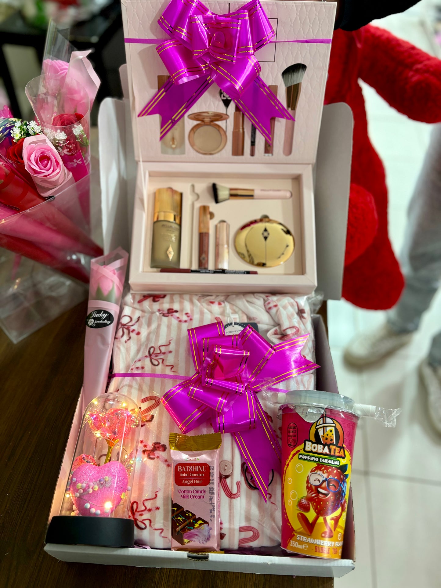 Cadeau pour saint-valentine maquillage fleur pyjama chocolat - Girlzbox