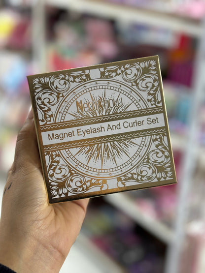 1 paire de faux cils magnétiques maroc avec applicateur, réutilisables, au style manga naturel.
Cils confortables, sans colle, faciles à poser et à retirer- Girlzbox