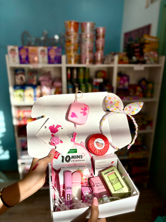 Makeup and skin care mini box - Girlzbox