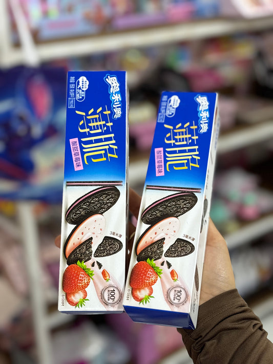 1pcs Asian oreo limited flavors fraise - Girlzbox